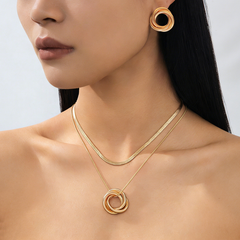 🔥 50% reducere 💎 Set colier și cercei modern și elegant ✨ Elegant și clasic, potrivit pentru purtare zilnică și petreceri 🌿
